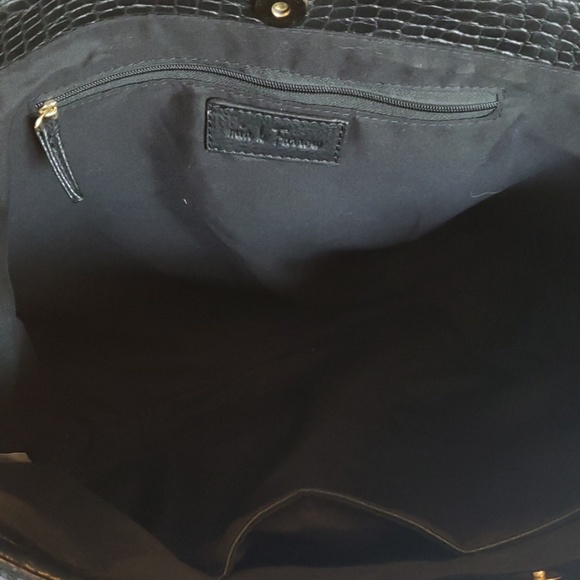 **SOLD**NWOT Mia K. Farrow Purse - Picture 4 of 4